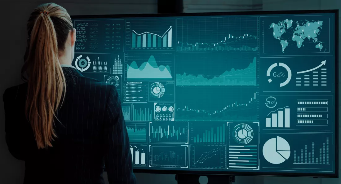 data-analysis-business-finance-concept-uds